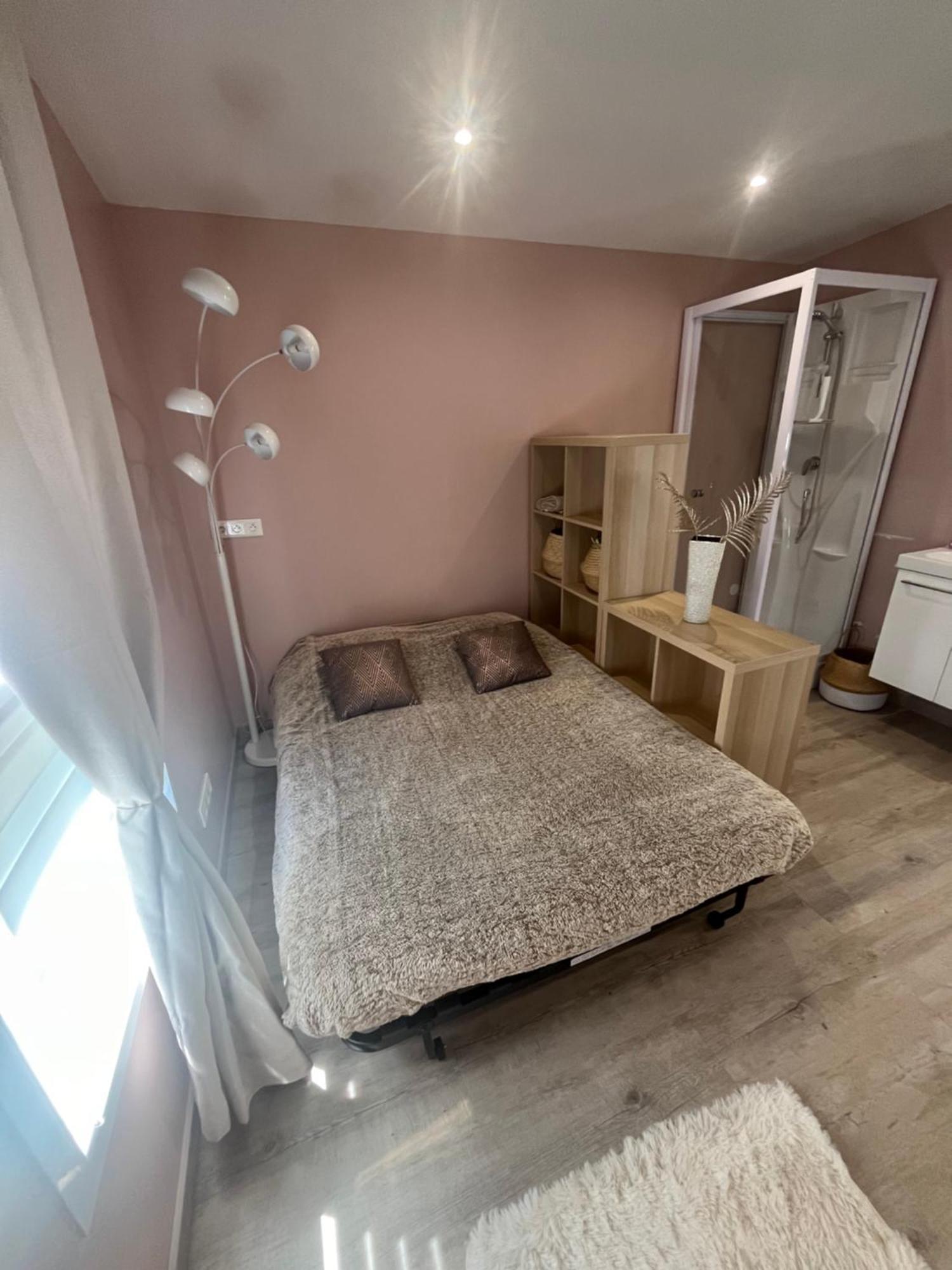 Dependance Prive Apartamento Saint-Thibault-des-Vignes Exterior foto