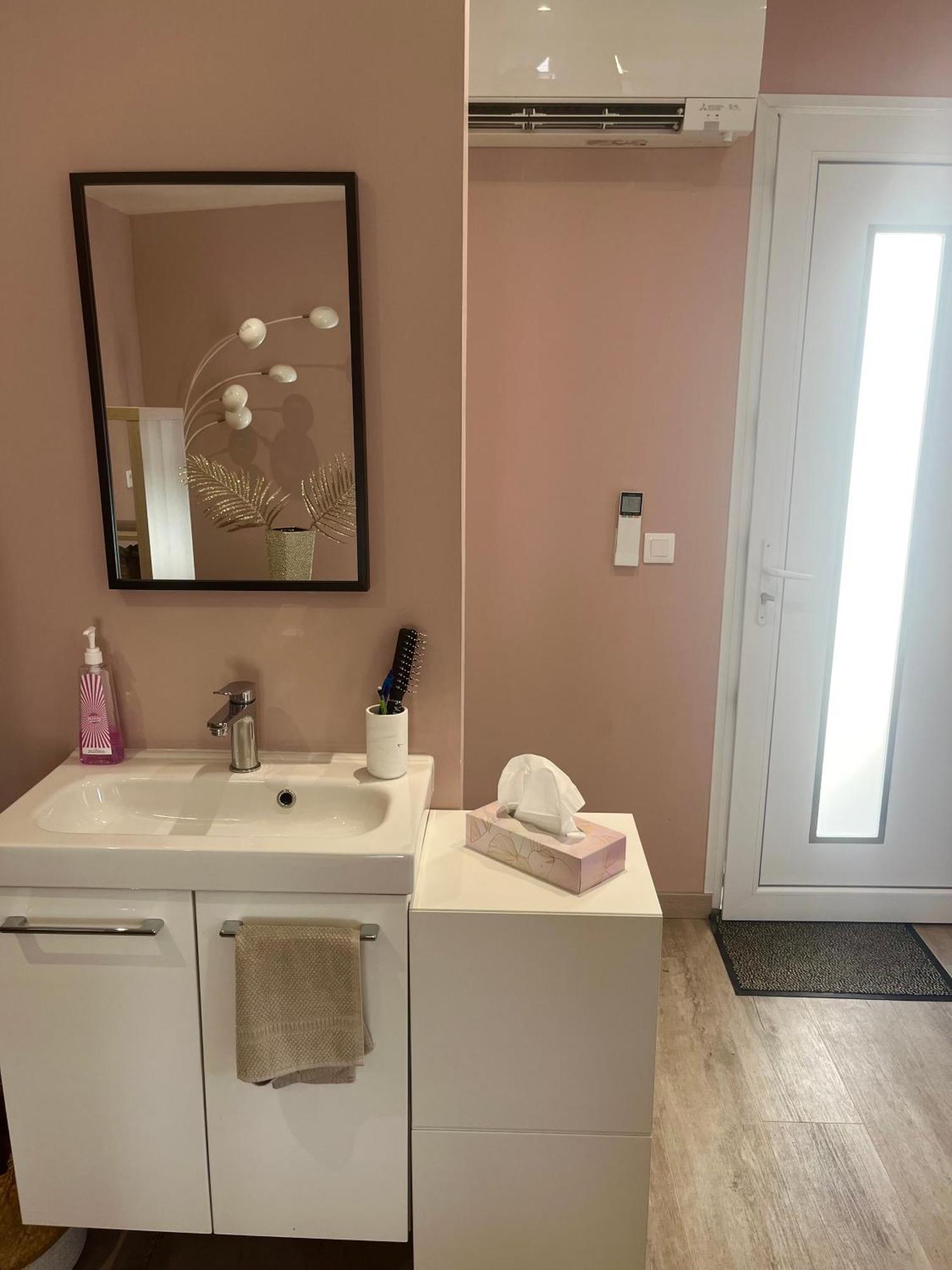 Dependance Prive Apartamento Saint-Thibault-des-Vignes Exterior foto